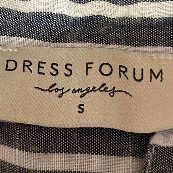 Dress Forum Gray Striped Tie Knot Button Up Long Sleeve Crop Shirt Blouse Top S - Picture 3 of 4